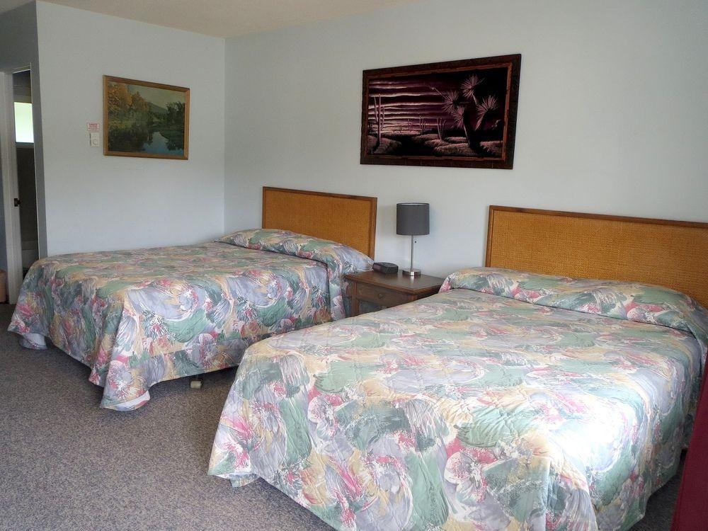 Round-Up Motel Clinton エクステリア 写真