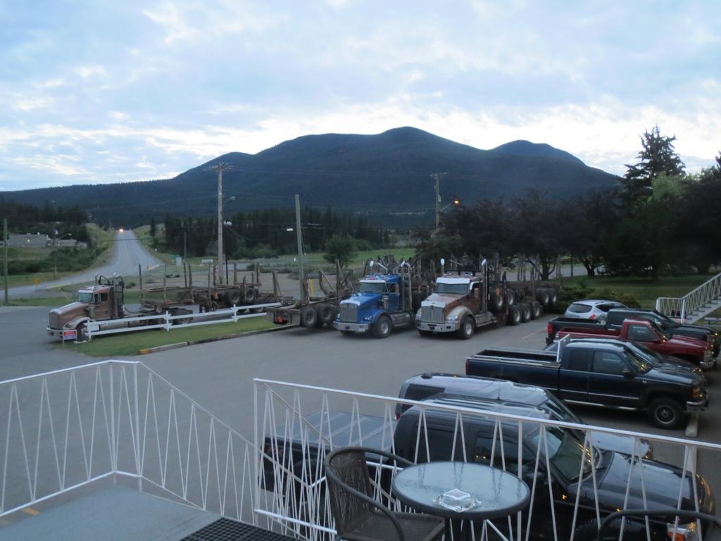 Round-Up Motel Clinton エクステリア 写真