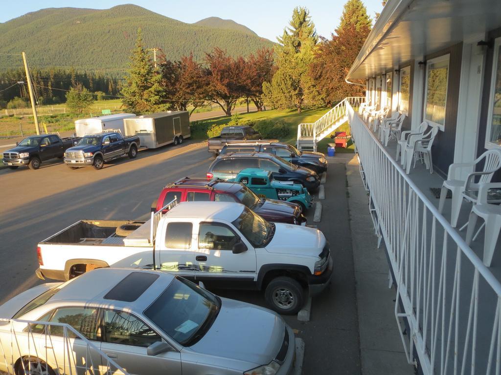 Round-Up Motel Clinton エクステリア 写真