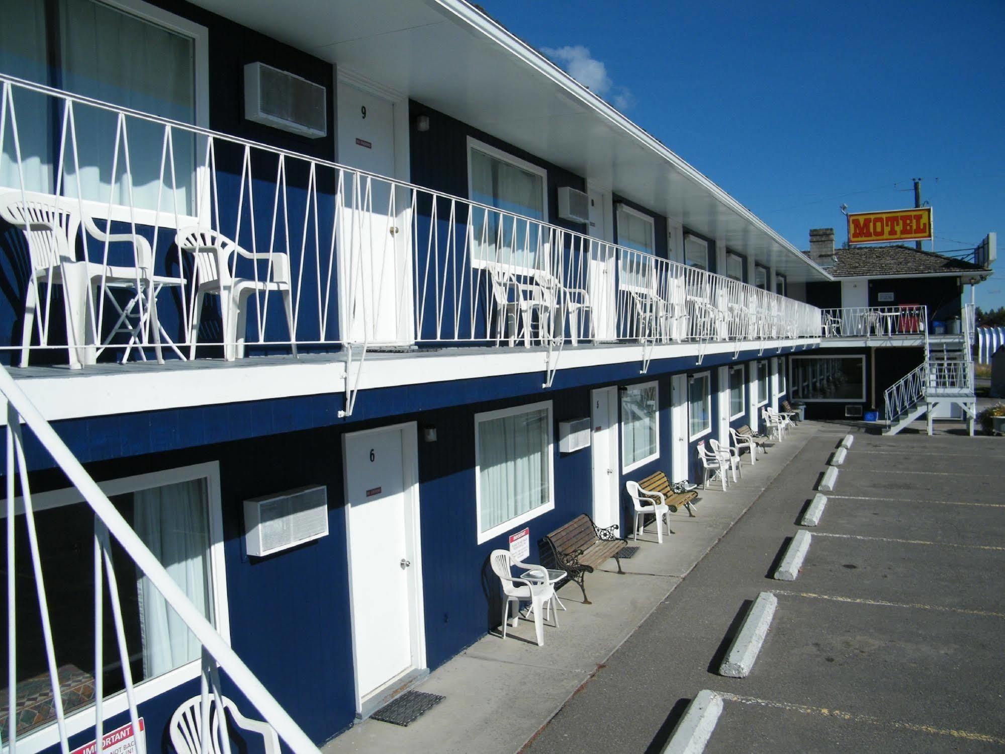 Round-Up Motel Clinton エクステリア 写真